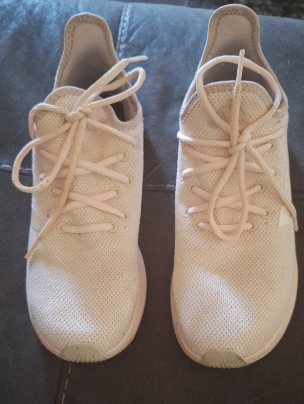 Adidas Women’s Lightweight Knit Lace-Up Sneakers in Pale Pink. Size 9.